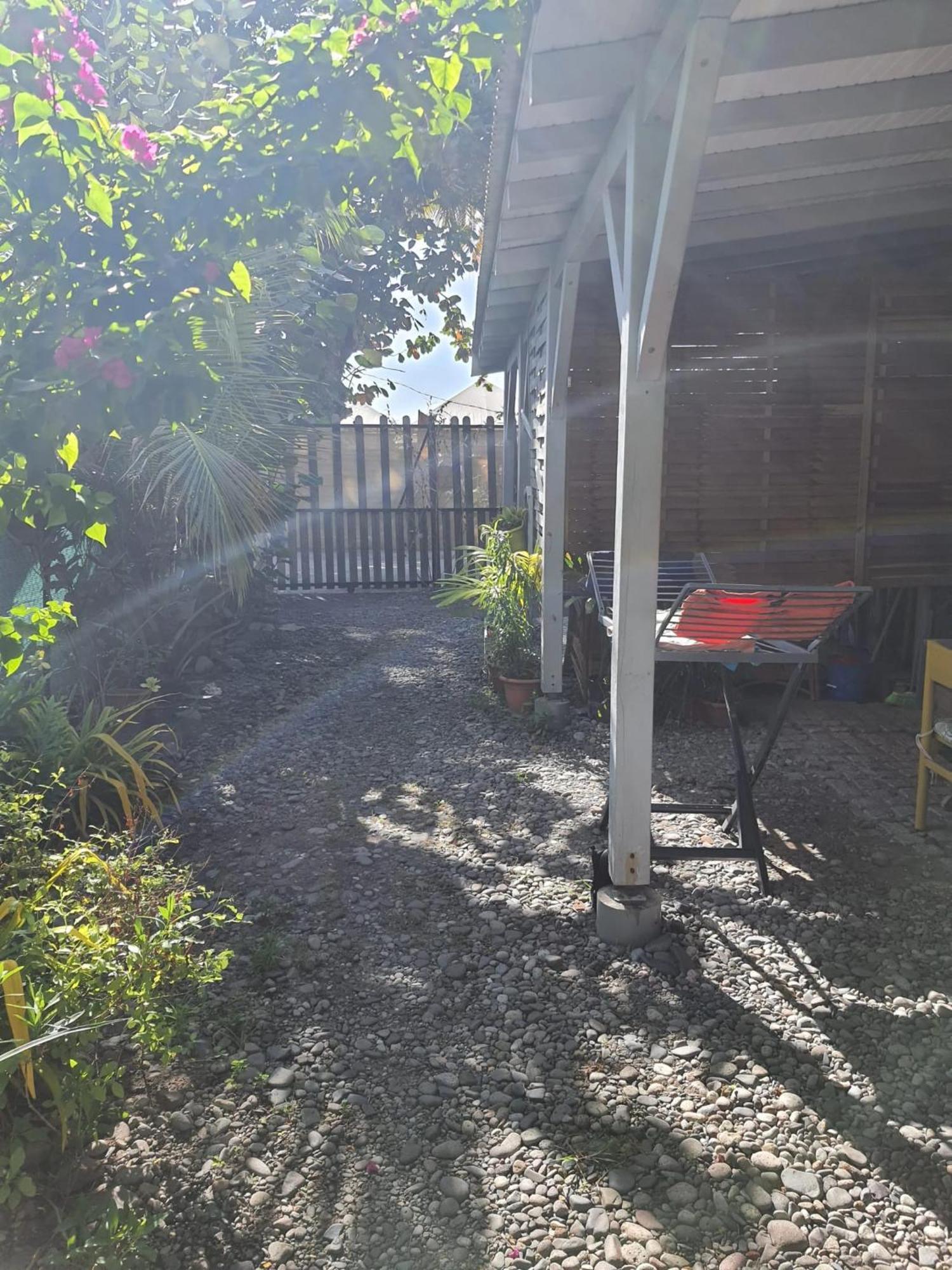 לה קברה Appartement Cosy Au Carbet Avec Balcon Et Vue Sur Mer 70 M² מראה חיצוני תמונה